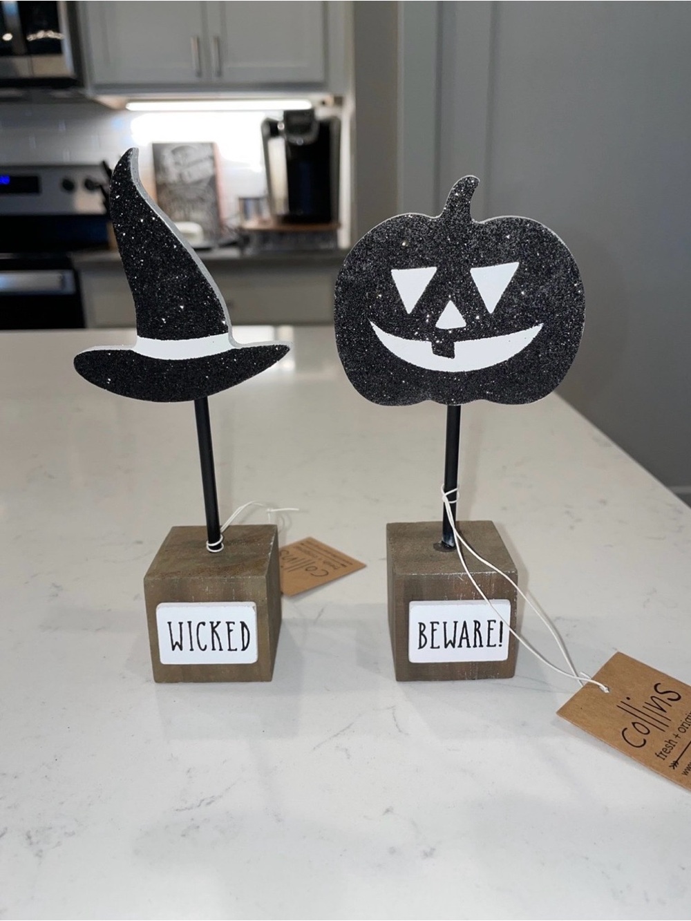 New Halloween Witch Hat & Pumpkin Decor "Wicked" "Beware"